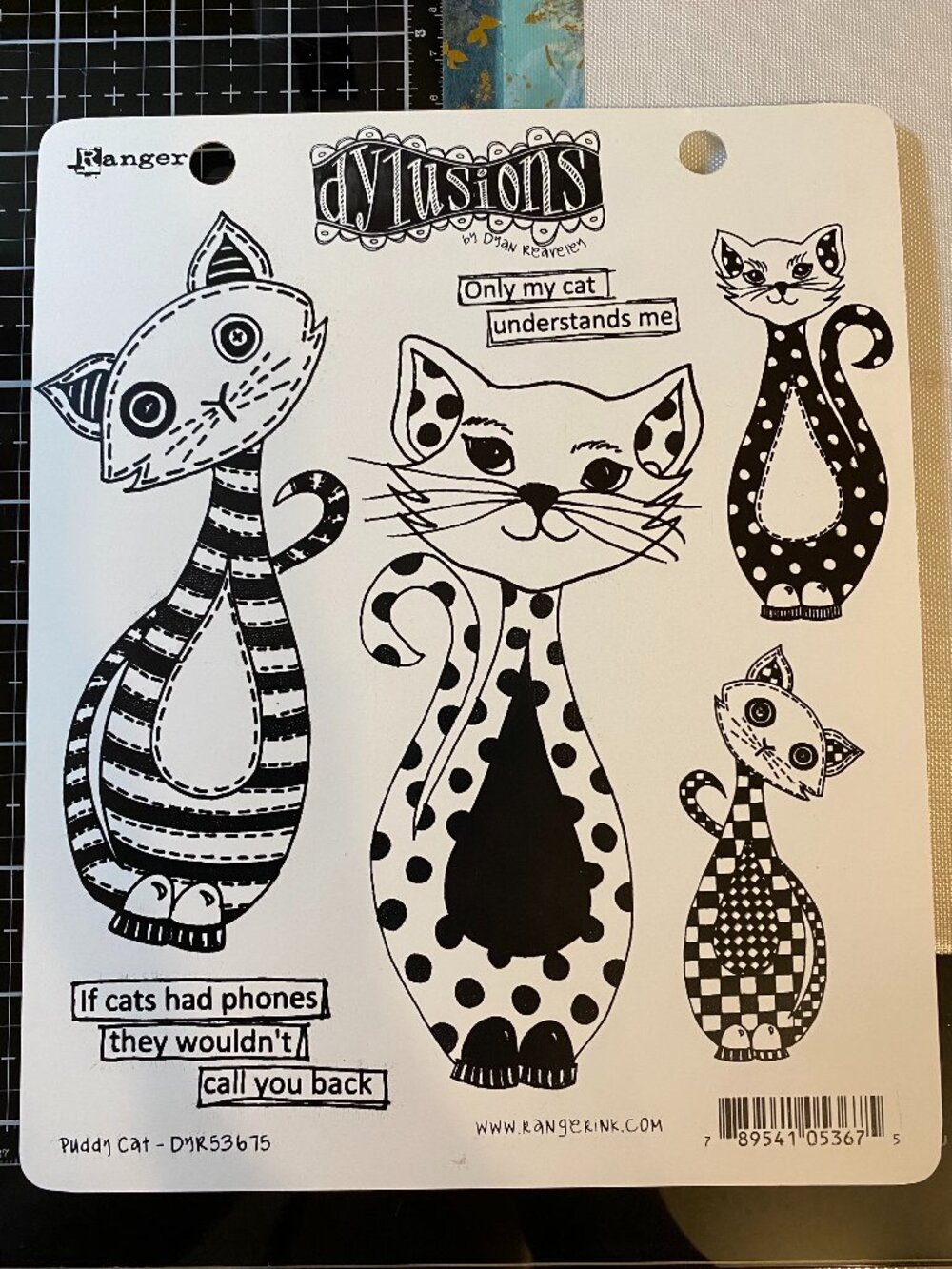Dylusions Stamp Set: DYR53675-Puddy Cat
